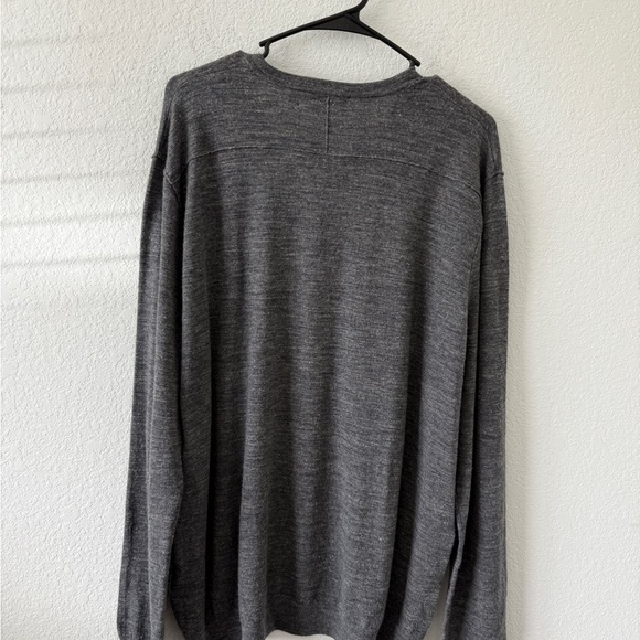 Vince Charcoal Crewneck Sweater for Men - Picture 4 of 7